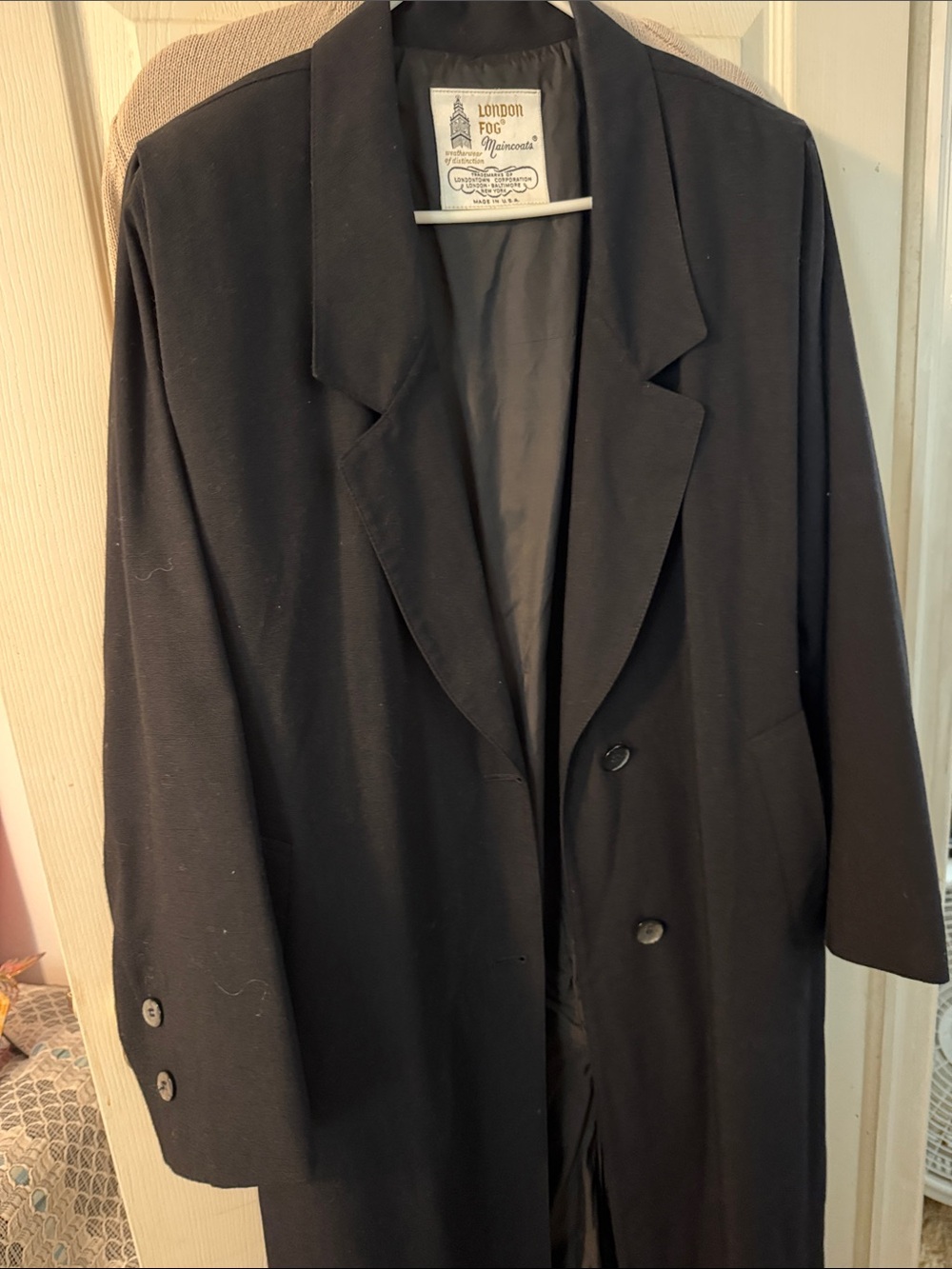 London Fog Black Women's Single-Breasted Trench Coat